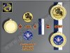 D42A.01   Gold-Medaille-Motiv &quot;Fu&szlig;ball-M&auml;nnchen&quot;, 32x62mm &Oslash;, m. Band und eigenem Logo/Emblem, (unmontiert)